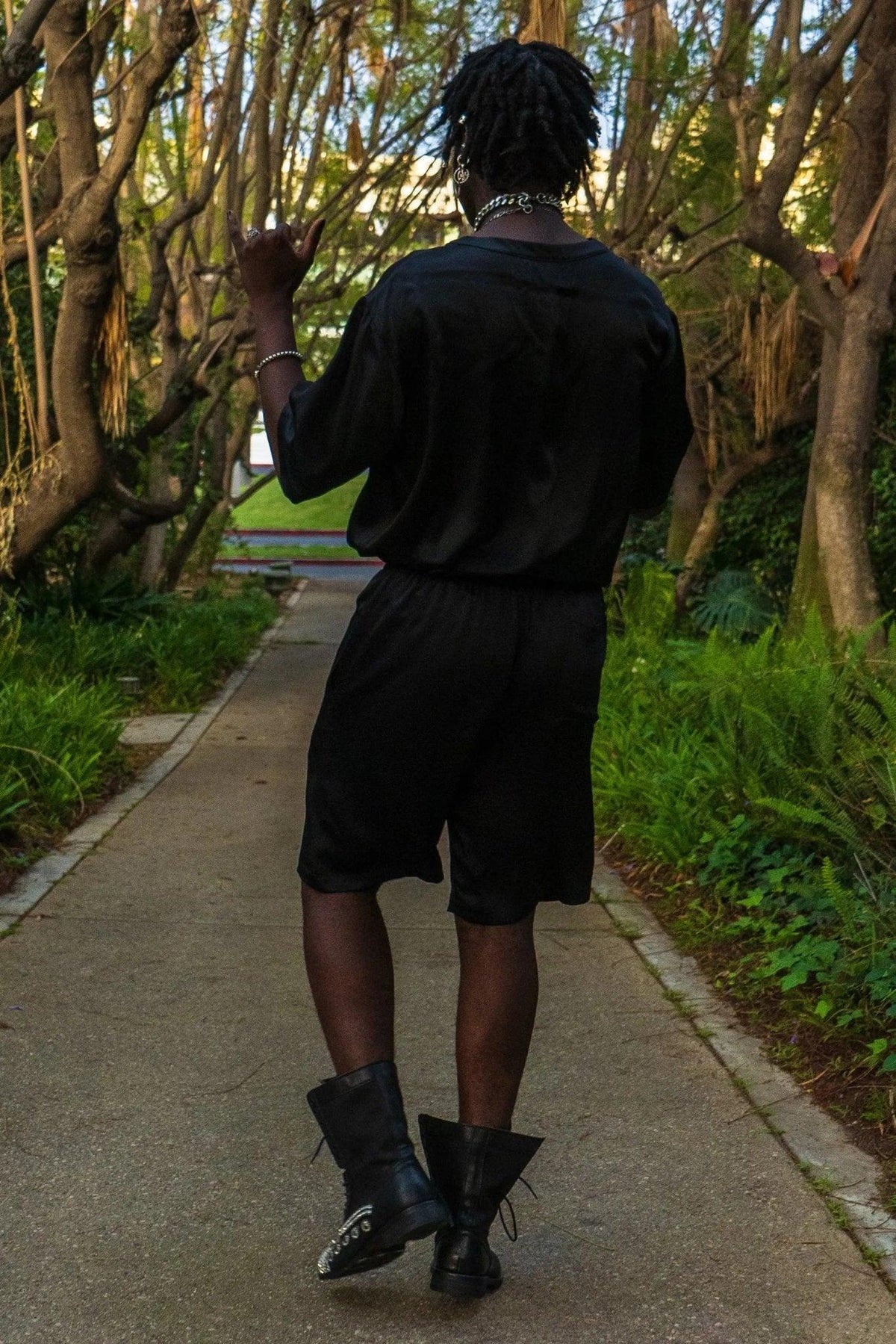 Dylan Silk Short sleeve Top - Legends of Creativity