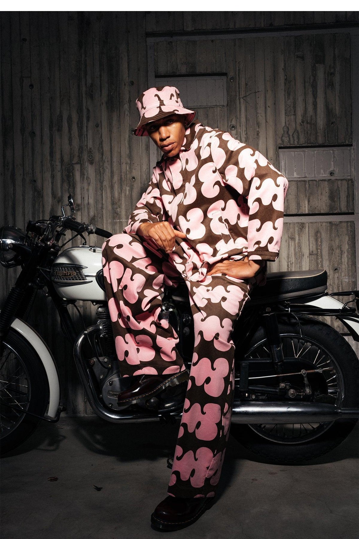 Bowie Joker Print Baggy Pants - Legends of Creativity